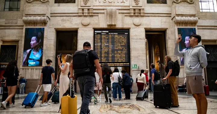 Sciopero dei trasporti il 23-24 febbraio: treni e mezzi pubblici a rischio