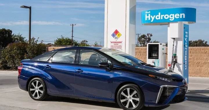 Toyota Mirai: consegne sospese in California?