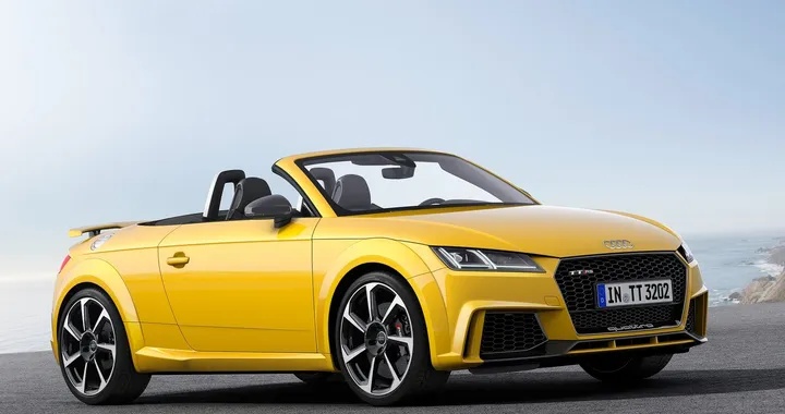 Nuova Audi TT RS Roadster: prezzi da 76.400 euro