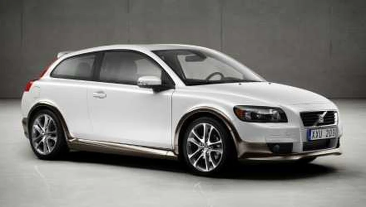 Volvo: una nuova due volumi nel 2012