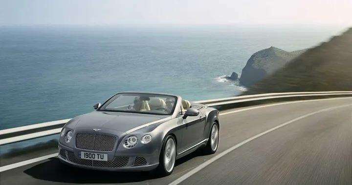 Nuova Bentley Continental GTC: lusso inglese a 210.000 euro
