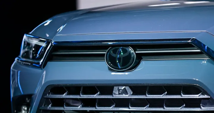 Toyota sceglie un alleato per le batterie allo stato solido