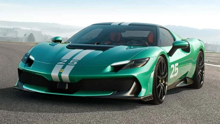 Ferrari registra due nuovi nomi, che cosa bisogna aspettarci