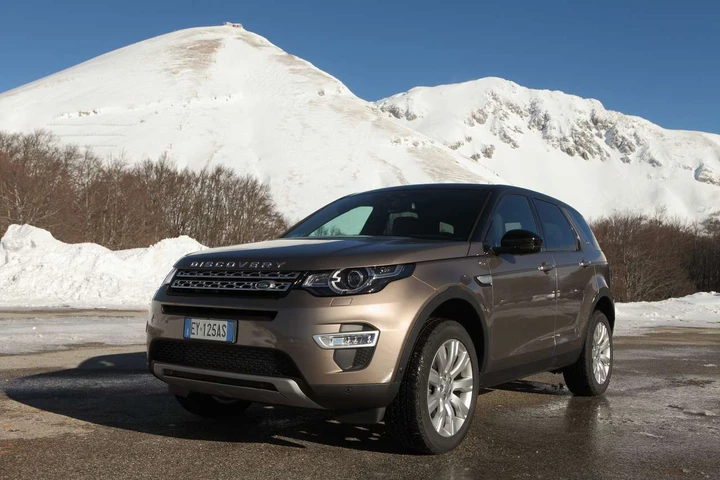 Land Rover Discovery Sport e Jaguar F-Type AWD: primo contatto