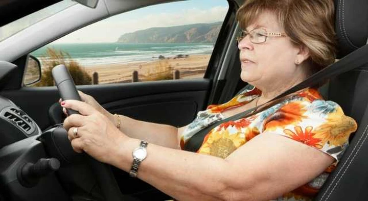 Prestare l'auto alla suocera? Mai!