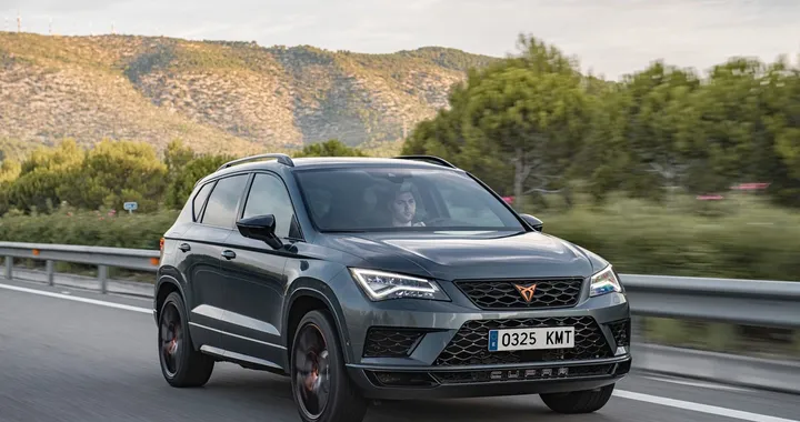 Cupra Ateca, il SUV spagnolo mostra i muscoli