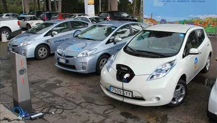 Auto elettriche: problemi legati alla silenziosità