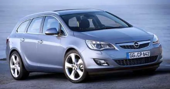 Opel Astra Sports Tourer: comunicati i prezzi
