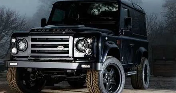 Land Rover Defender by Prindiville