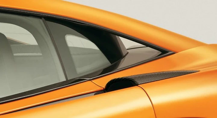 McLaren 570S Coupé: il teaser ufficiale
