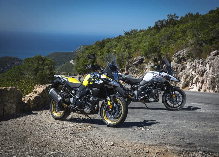 Suzuki V-Strom amplia la sua gamma di accessori