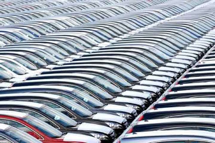 UE: mercato auto in calo nel 2010