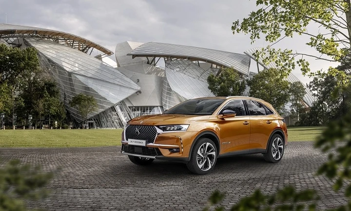 DS7 Crossback Prestige: dotazione e prezzo
