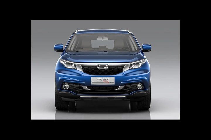 Qoros 5: prime immagini ufficiali