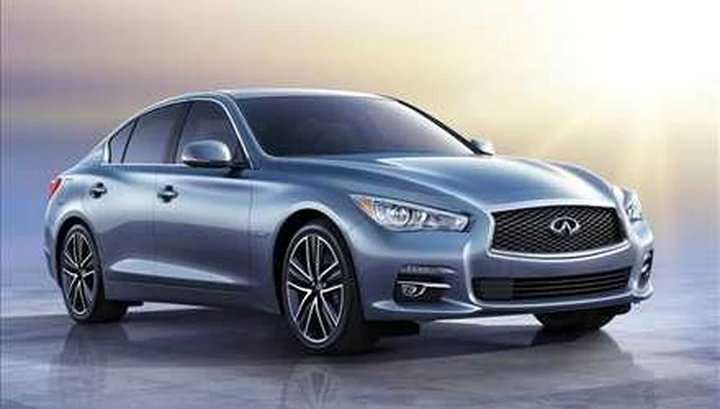 Infiniti Q50 al Salone di Ginevra 2013