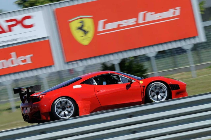 Ferrari 458 Italia Grand-Am in prova sul circuito di Fiorano