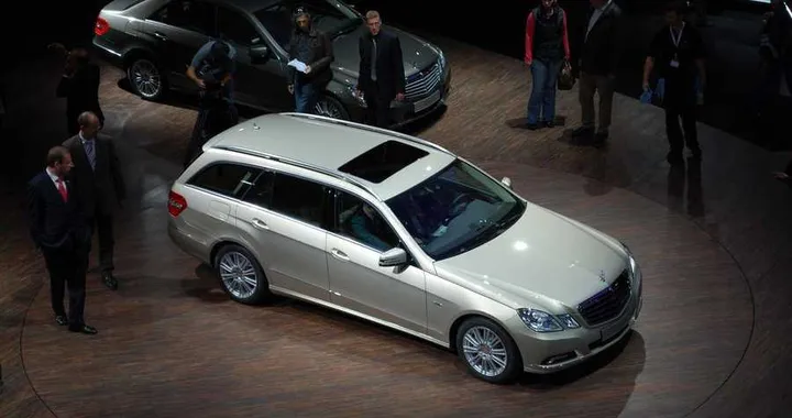 A New York, la Mercedes E350 4Matic Wagon