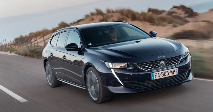 Peugeot 508: novità 2022, allestimenti e prezzi