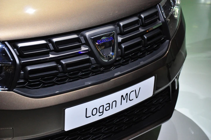 Dacia Logan MCV al Salone di Parigi 2016