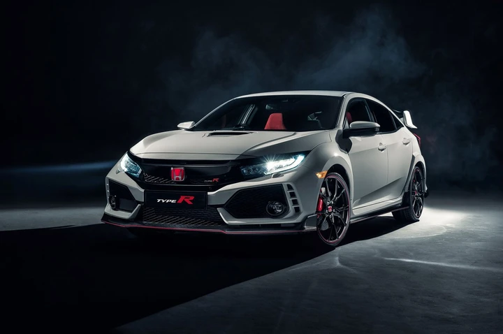 Nuova Honda Civic Type R: le foto ufficiali