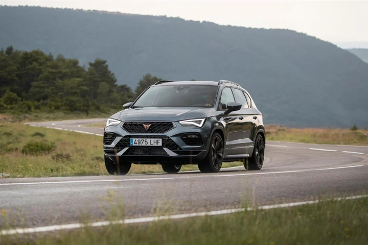 Nuova Cupra Ateca 2020: il restyling del SUV sportivo