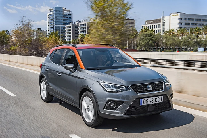 Seat Arona: primo contatto con l'inedito SUV spagnolo