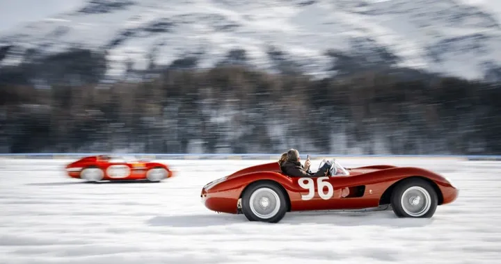 Ice St Moritz 2026, il concorso d'eleganza sul lago ghiacciato