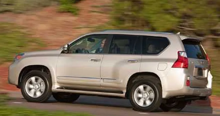Lexus GX460: vendite sospese in Usa e Canada