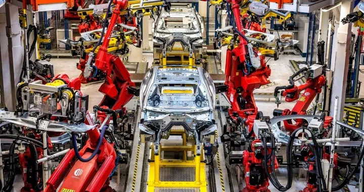 Stellantis Cassino: nuova linea Maserati e piattaforma STLA dal 2026