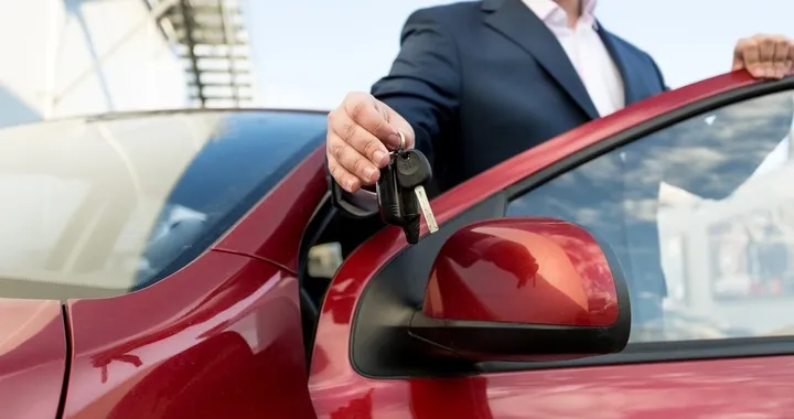 Leasing auto: come funziona, vantaggi e svantaggi