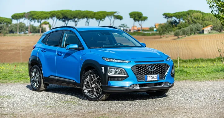 Hyundai Kona Hybrid: la prova su strada