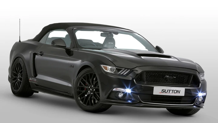 Ford Mustang by Clive Sutton