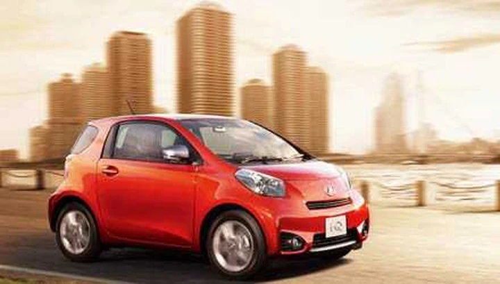 Toyota IQ 130G: l'anti-smart si fa sportiva