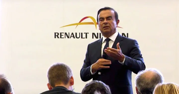 Renault: sospetti su emissioni truccate