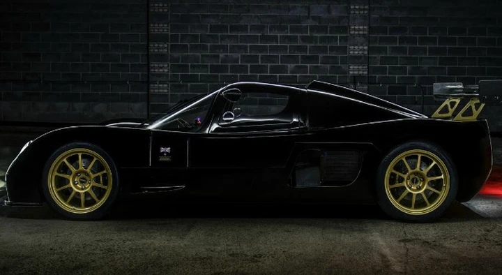Ultima Evolution Coupe ed Evolution Convertible