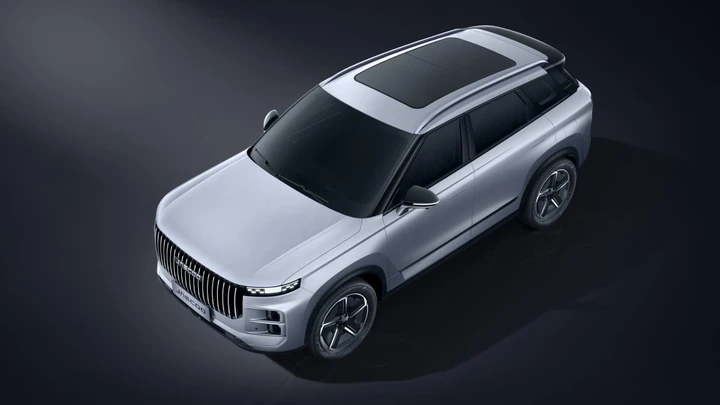 JAECOO 7 Super Hybrid, la plug-in con autonomia di 108 km in EV: da 34.900 euro.