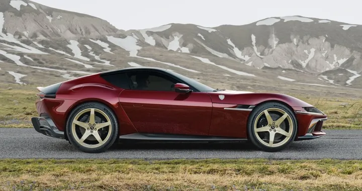 Ferrari sorprende: la 12Cilindri Manuale riporta la leva del cambio sulle V12