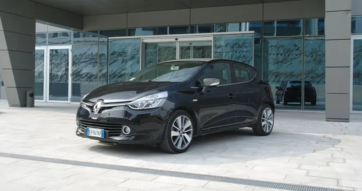 Renault Clio Costume National: la prova su strada