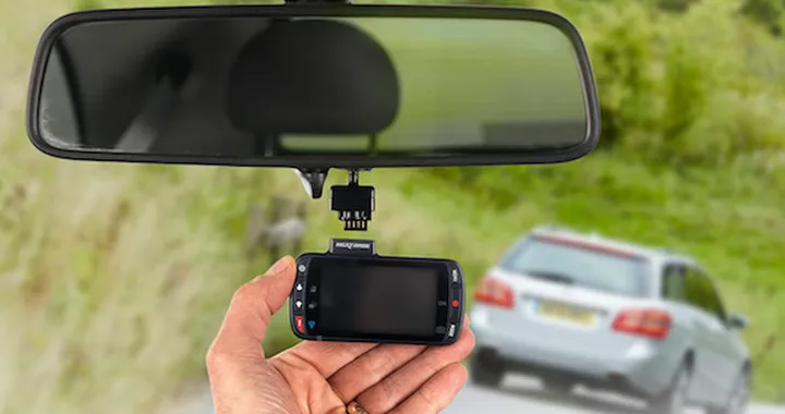 Dash cam: è legale la telecamera in auto?