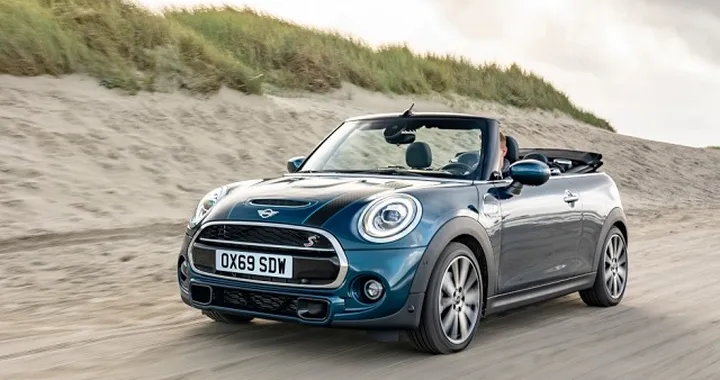 Mini Cabrio Sidewalk: caratteristiche e dotazioni
