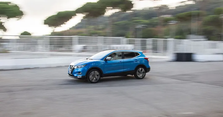 Nissan Qasqhai 1.6 dCi 2WD CVT: la prova su strada