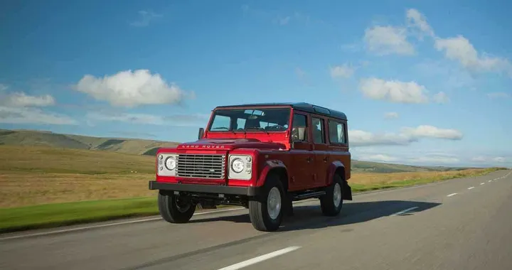 Nuova Land Rover Defender: pronta per il 2016?