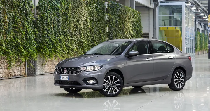 Nuova Fiat Tipo 2016: foto e caratteristiche