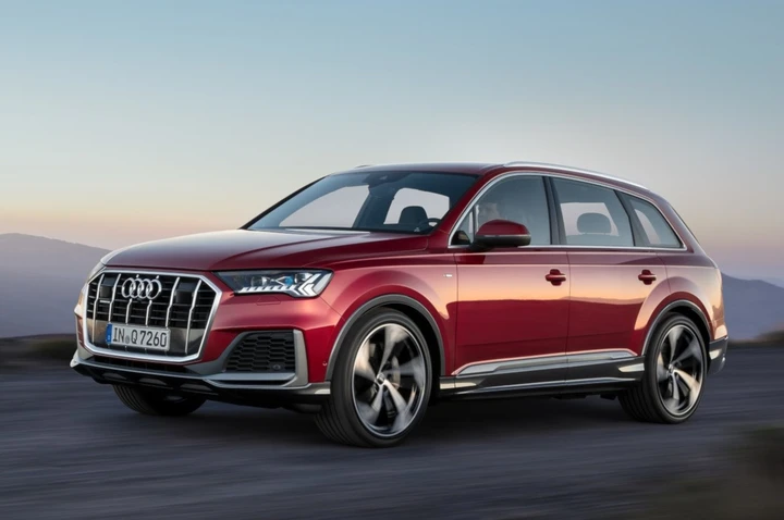 Audi Q7 2020: prime immagini ufficiali