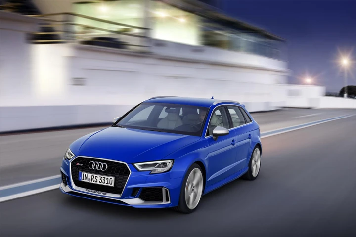 Audi RS 3 Sportback: debutta la versione celebrativa 25 yearRS
