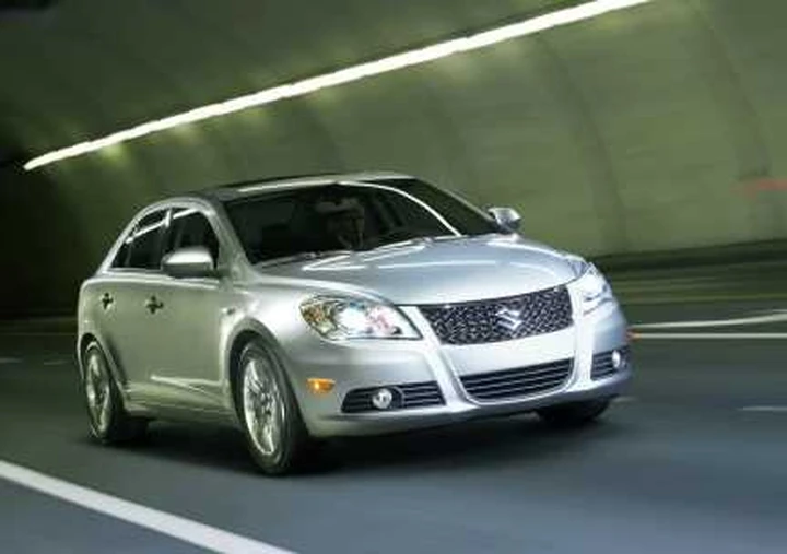 Suzuki Kizashi: la 