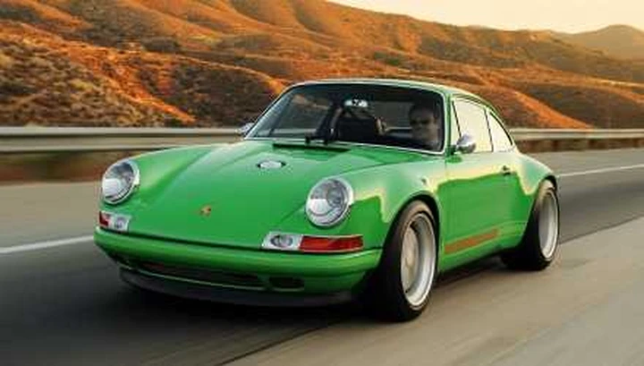 Porsche 911: il passato ritorna in chiave moderna