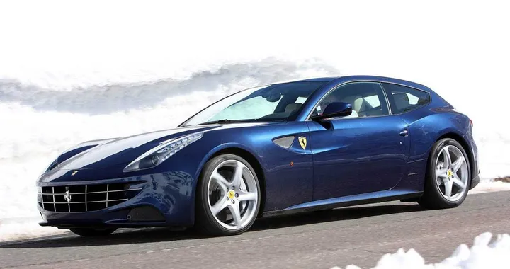 Ferrari FF: nuove foto ufficiali