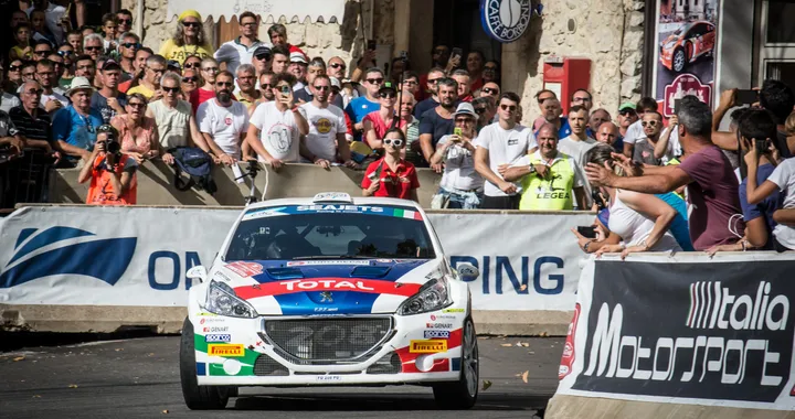 Rally di Roma Capitale: Andreucci costretto al ritiro