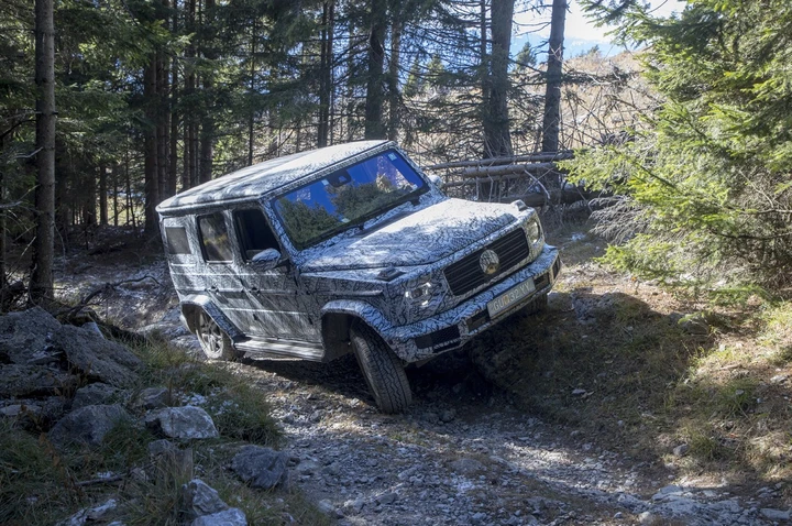 Mercedes Classe G 2019: prime immagini ufficiali